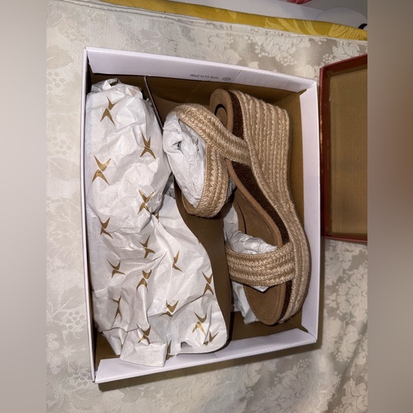 Aetrex Tan Beige Sydney Quarter Strap Espadrille Wedge Sandals NEW IN BOX 7.5-8 - Picture 14 of 14